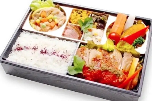 ローストチキンとバーニャカウダ御膳