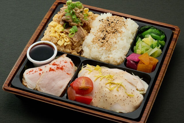 厳選ポークと牛焼肉弁当