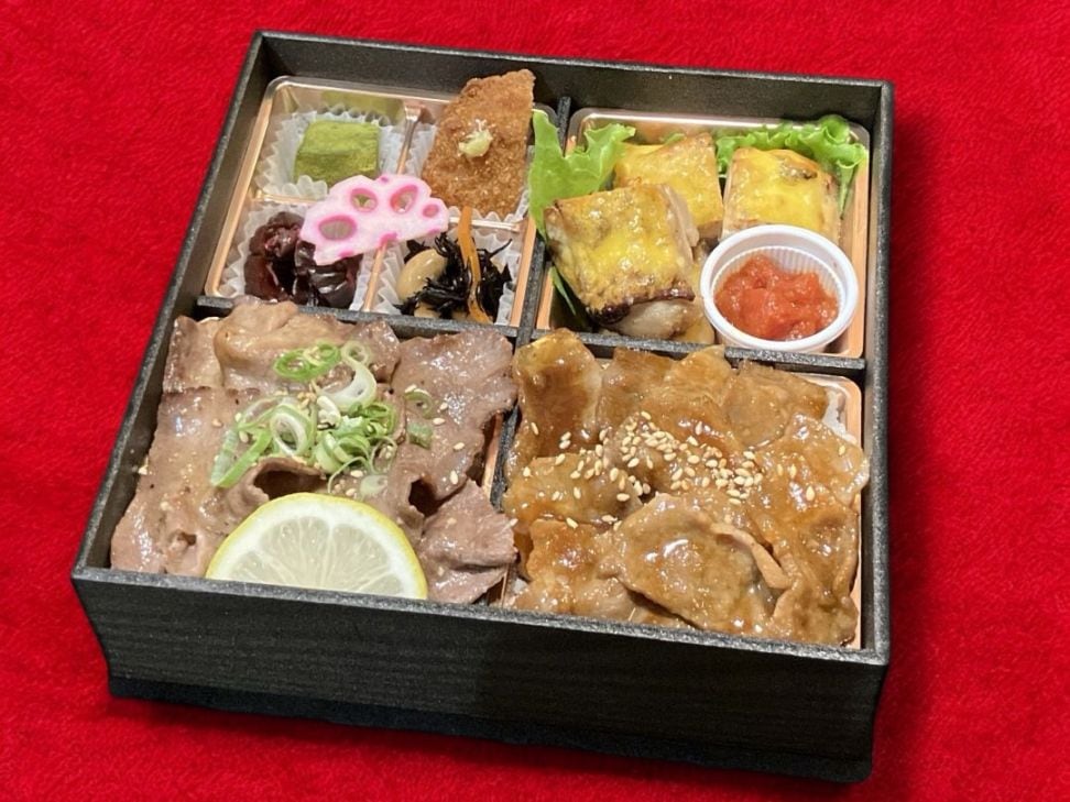 【ボリューム満点】牛タンと焼肉とチーズチキン