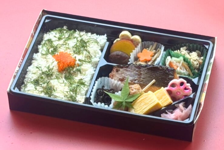 鯛田麩とシャケの幽庵焼き御膳