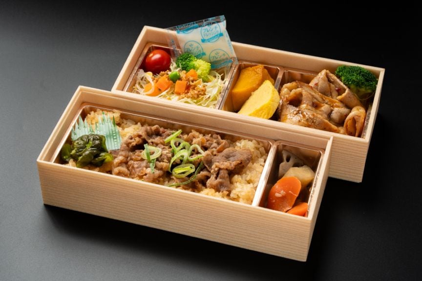 大麦牛重(アンガス)＆三元豚特製ダレ2段御膳