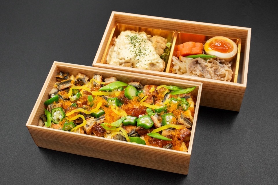 宮崎牛霜降りすき焼きと牛トロちらし弁当