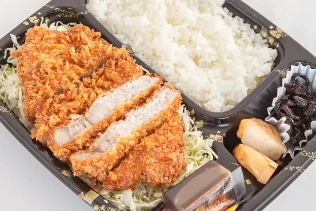 黒耀のロースカツ弁当【特上】(無料茶付き)「数量限定」