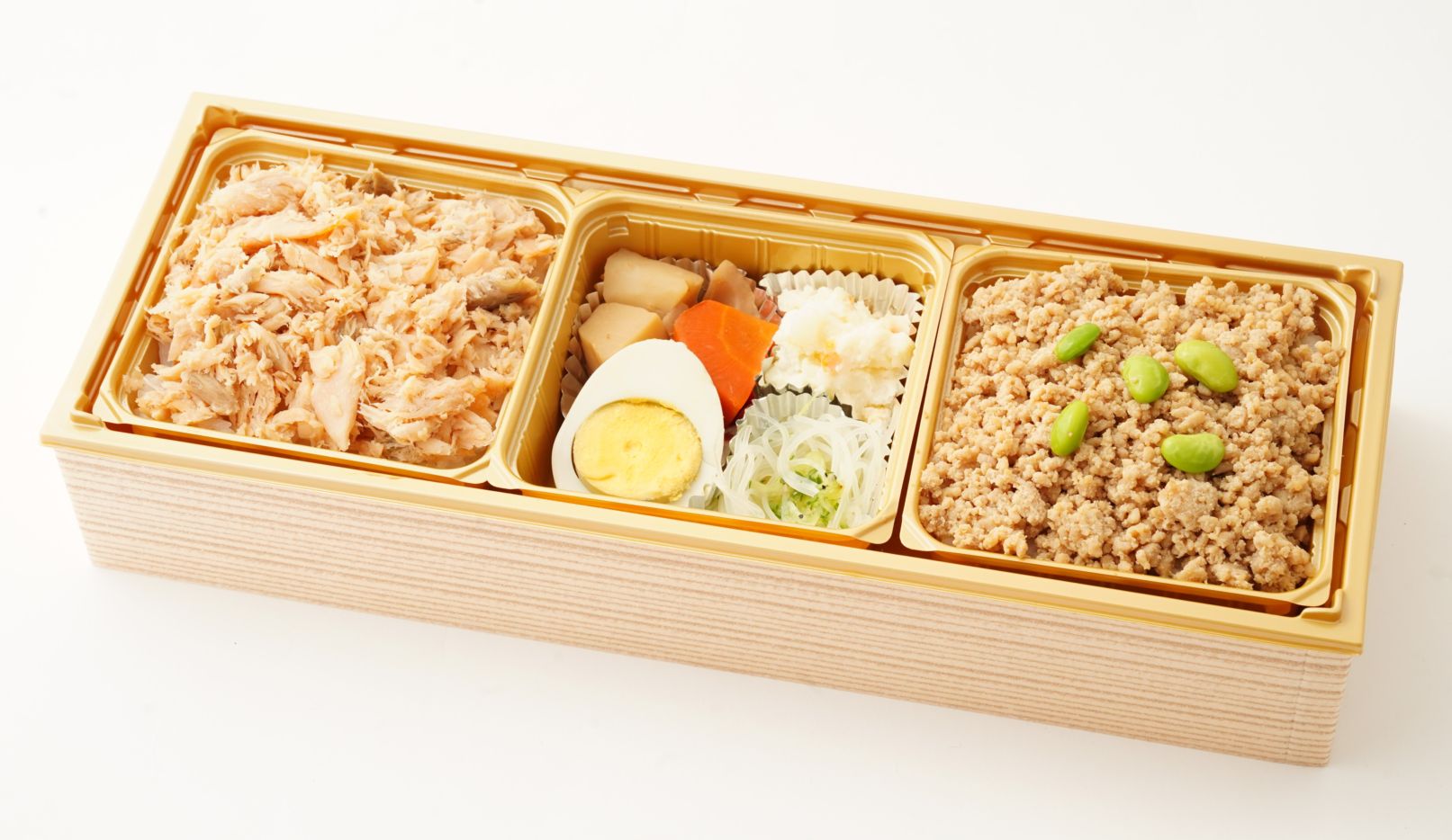 塩麹仕立て鮭ほぐしと鶏そぼろ御膳