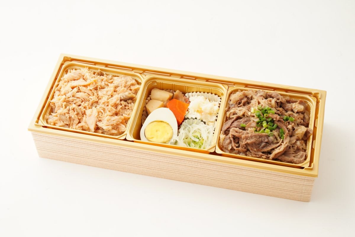 塩麹仕立て鮭ほぐしと牛焼肉御膳