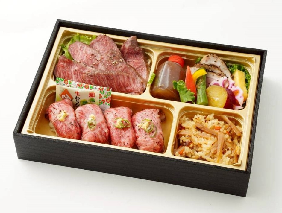 黒毛和牛A5ヒレステーキ＆大トロ肉寿司(4貫)