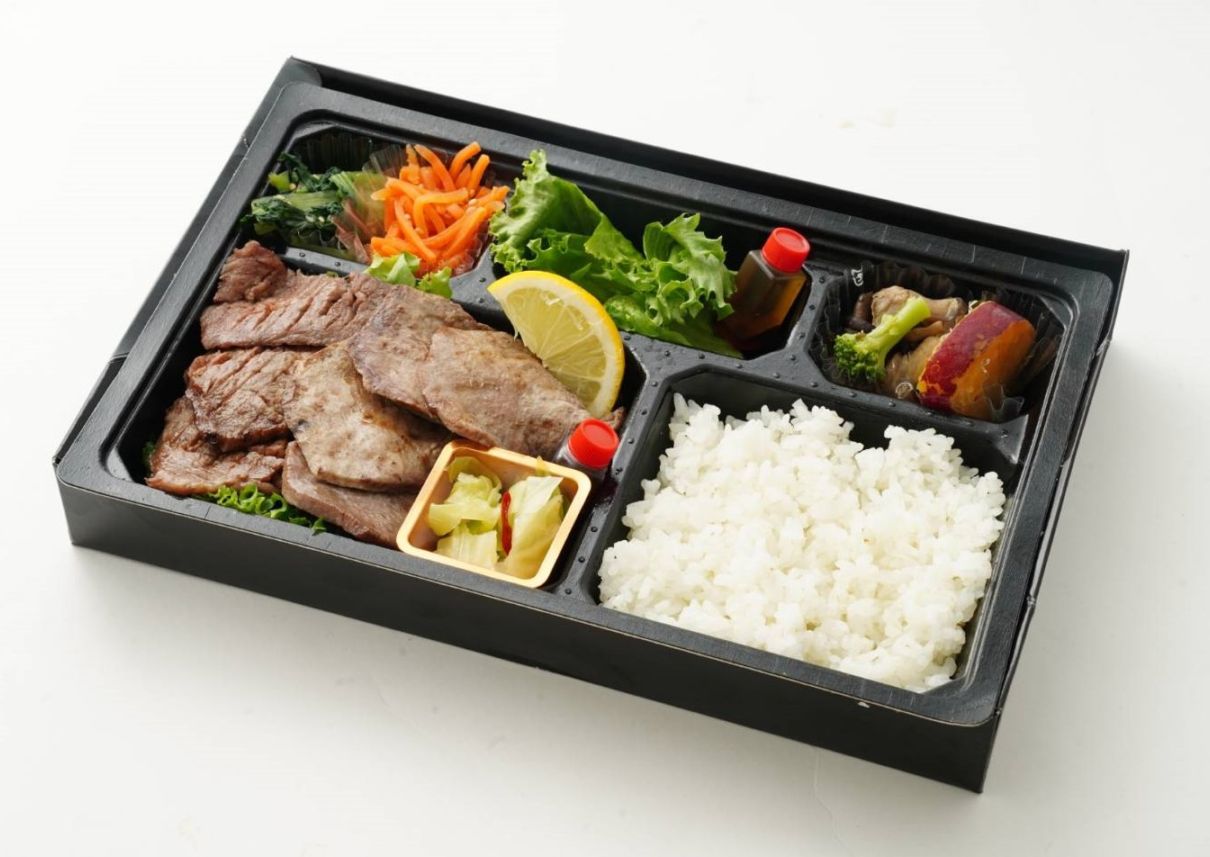 【ふるまい独占】【メインが選べる】『あなただけの』おもてなし弁当　