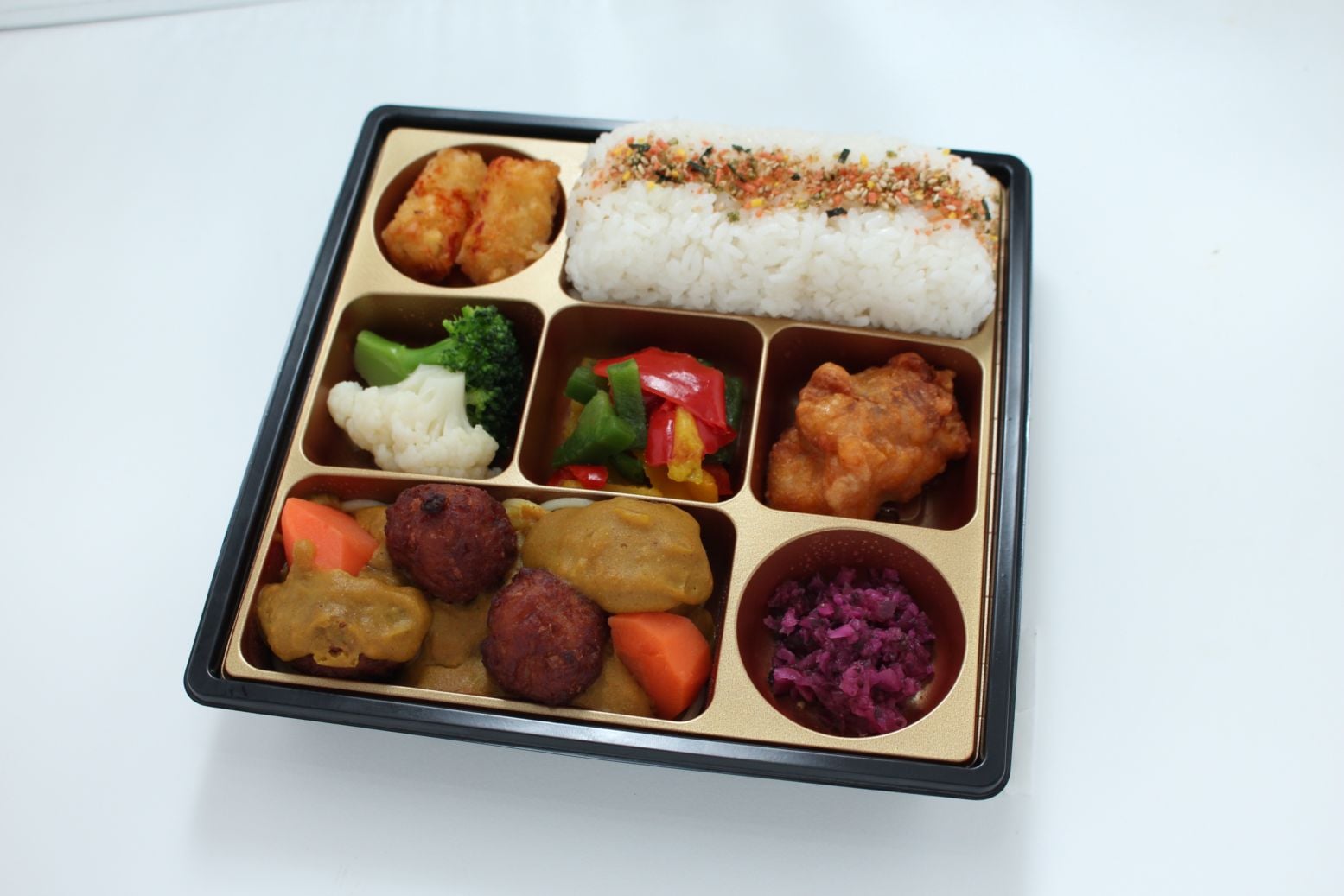 Standard/オリエンタルラグー肉団子