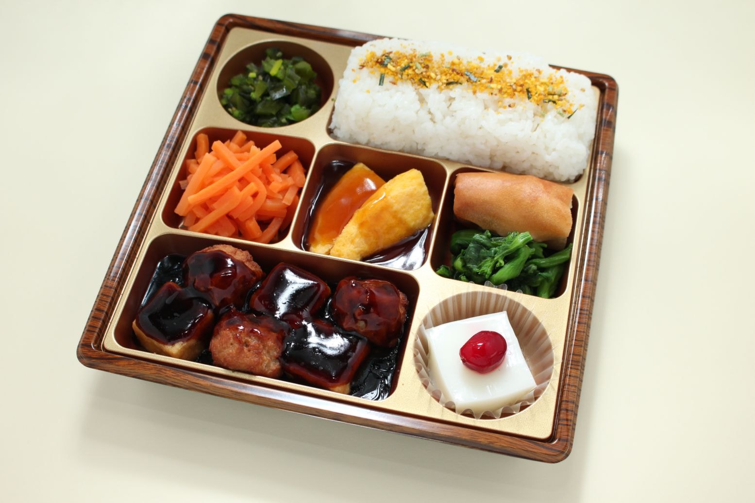 【福】茶荼味特製黒酢肉団子