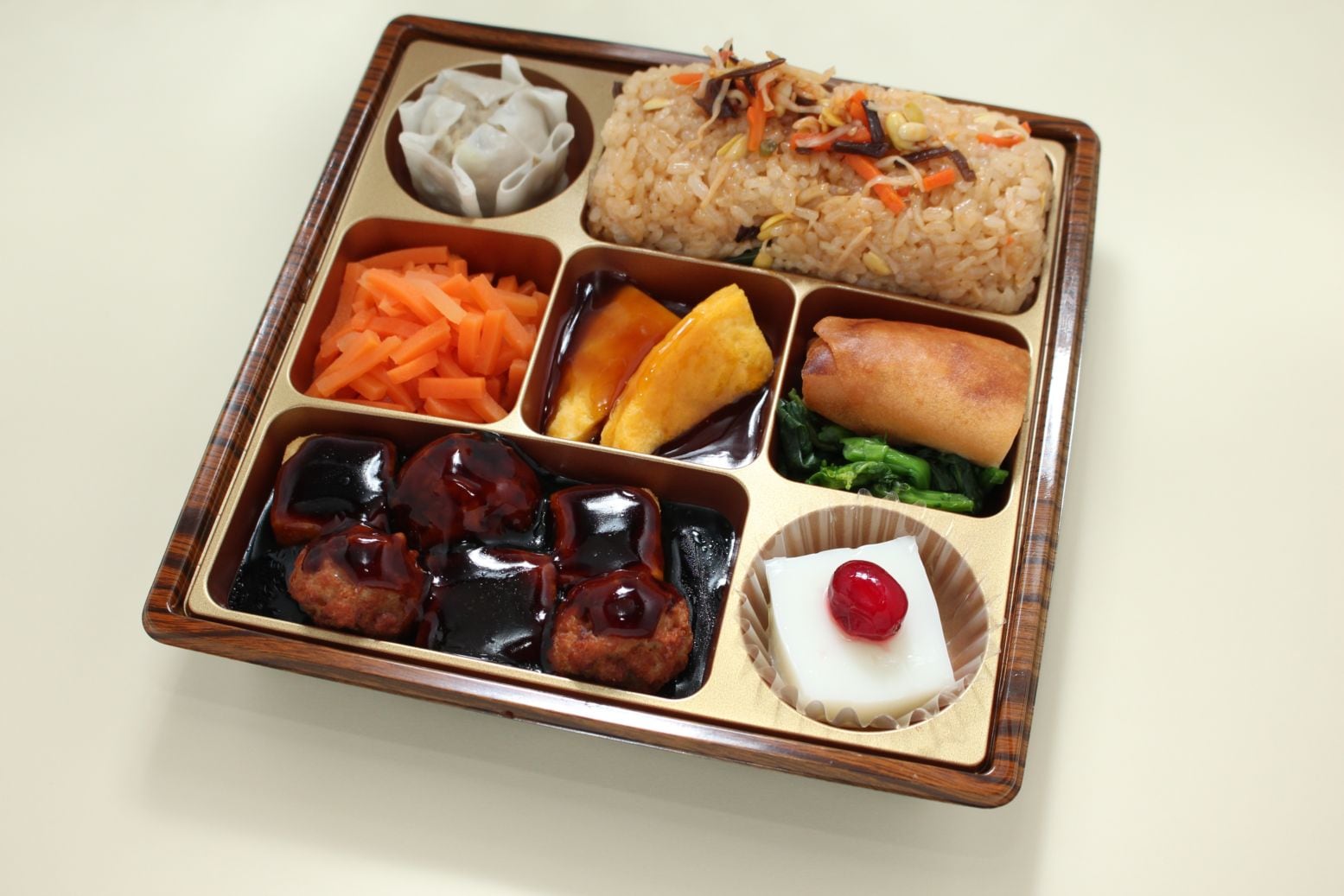 【寿】茶荼味特製黒酢肉団子 [中華風まぜご飯]