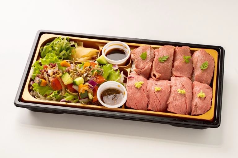 -奏で-厳選黒毛和牛肉寿司と和風サラダの弁当