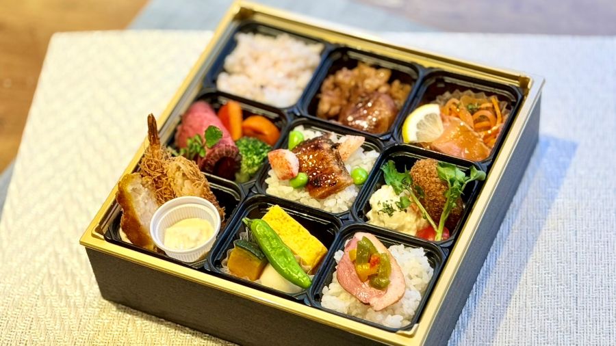 特撰彩葉御膳(とくせんいろはごぜん)