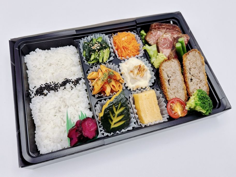 牛ハラミ焼肉と国産牛のメンチカツ