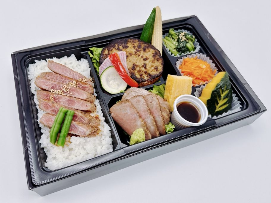 サーロインステーキ重とやわらかハンバーグ（黒毛和牛A5カルビステーキ）