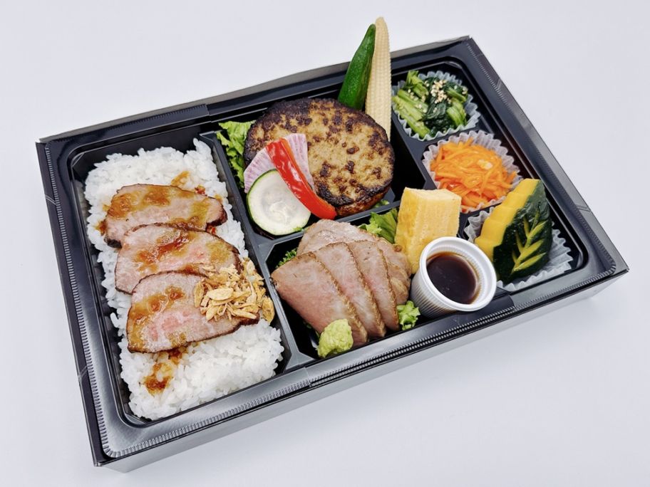 黒毛和牛ローストビーフ重とやわらかハンバーグ（黒毛和牛A5カルビステーキ）