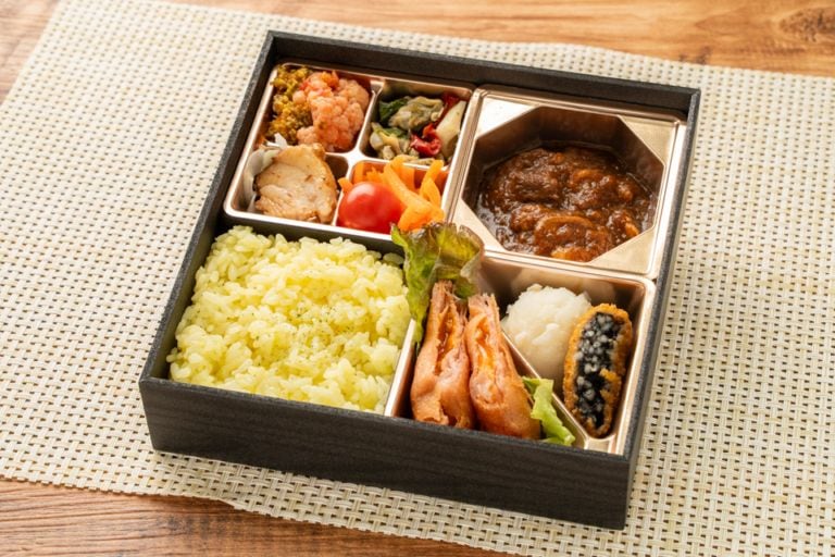 【おすすめ】とろけるビーフシチュー弁当