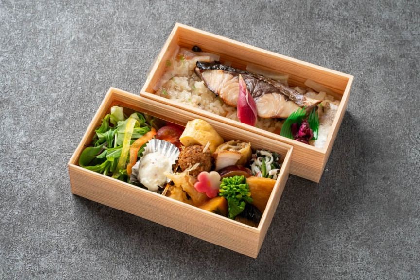 ぶりの西京焼きと和食の二段重御膳