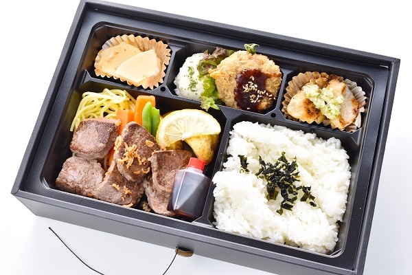 幕の内ステーキ弁当(加熱式)