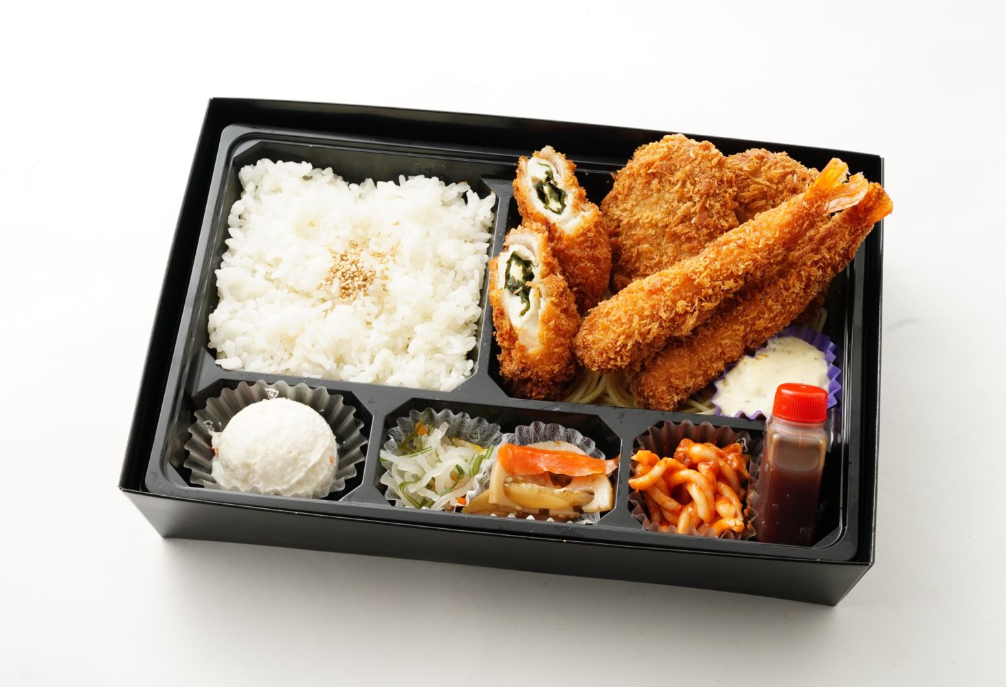 【ふるまい限定】エビフライ＆ササミチーズかつ＆ヒレかつ弁当