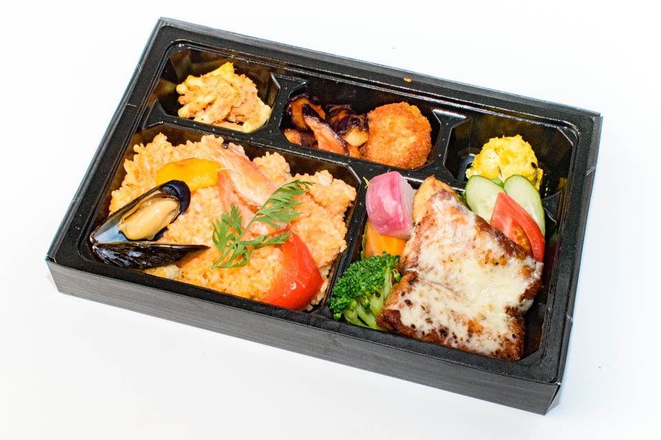 【eco容器】白身魚のムニエルとパエリア