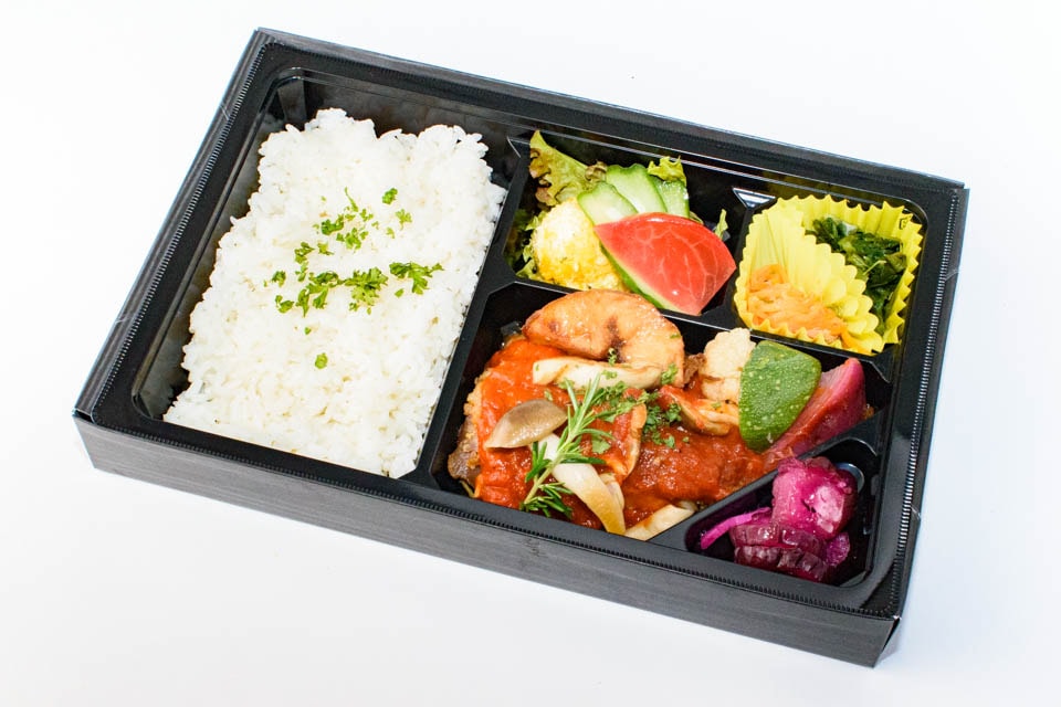 【eco容器】若鶏の煮込み猟師風弁当