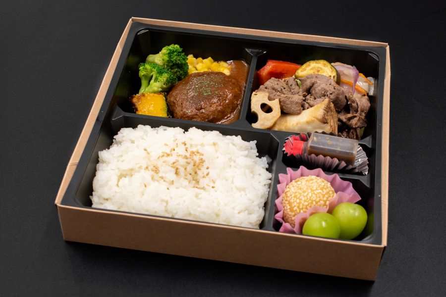 贅沢ハンバーグ&和牛焼肉弁当