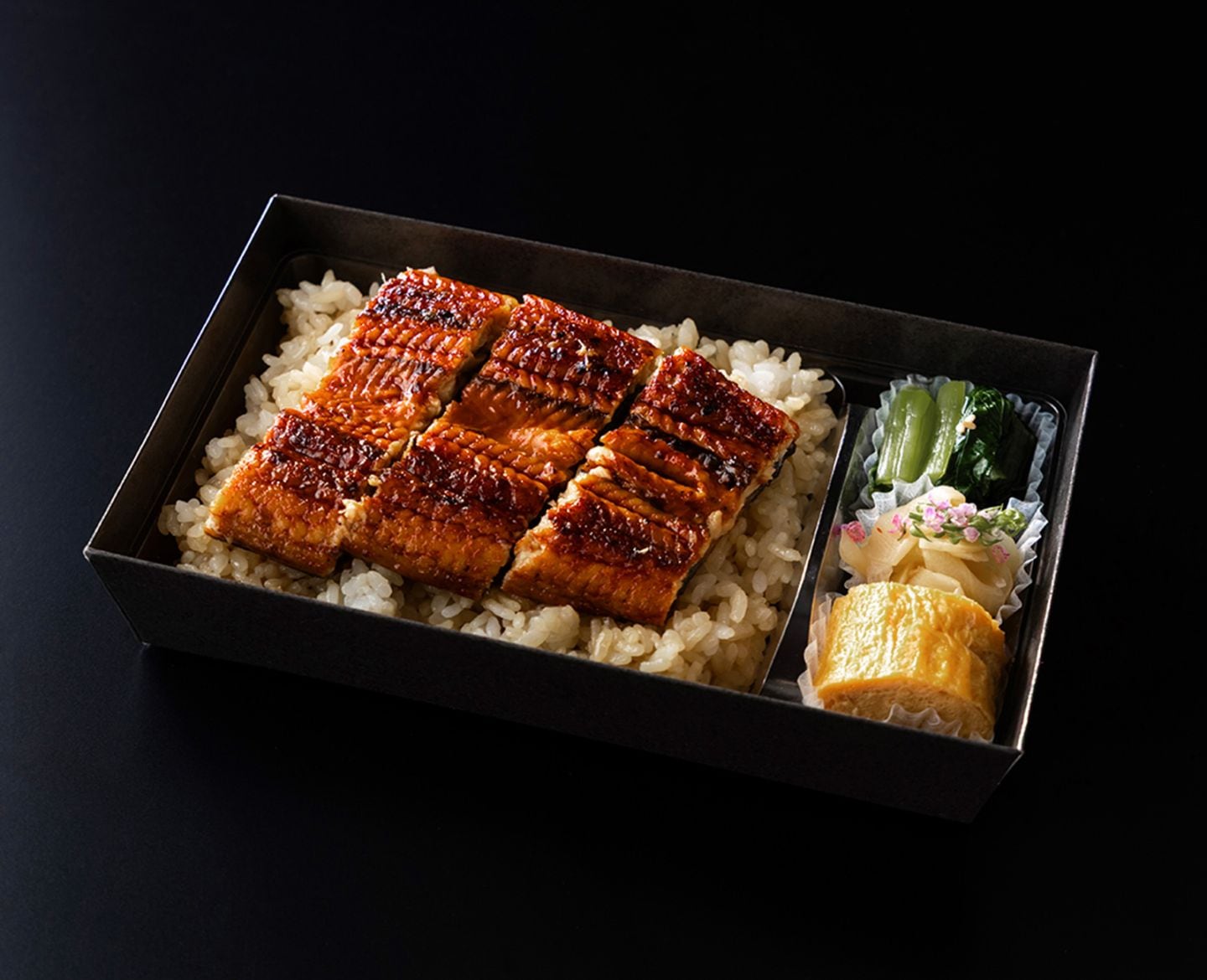 うなぎ弁当　2160円