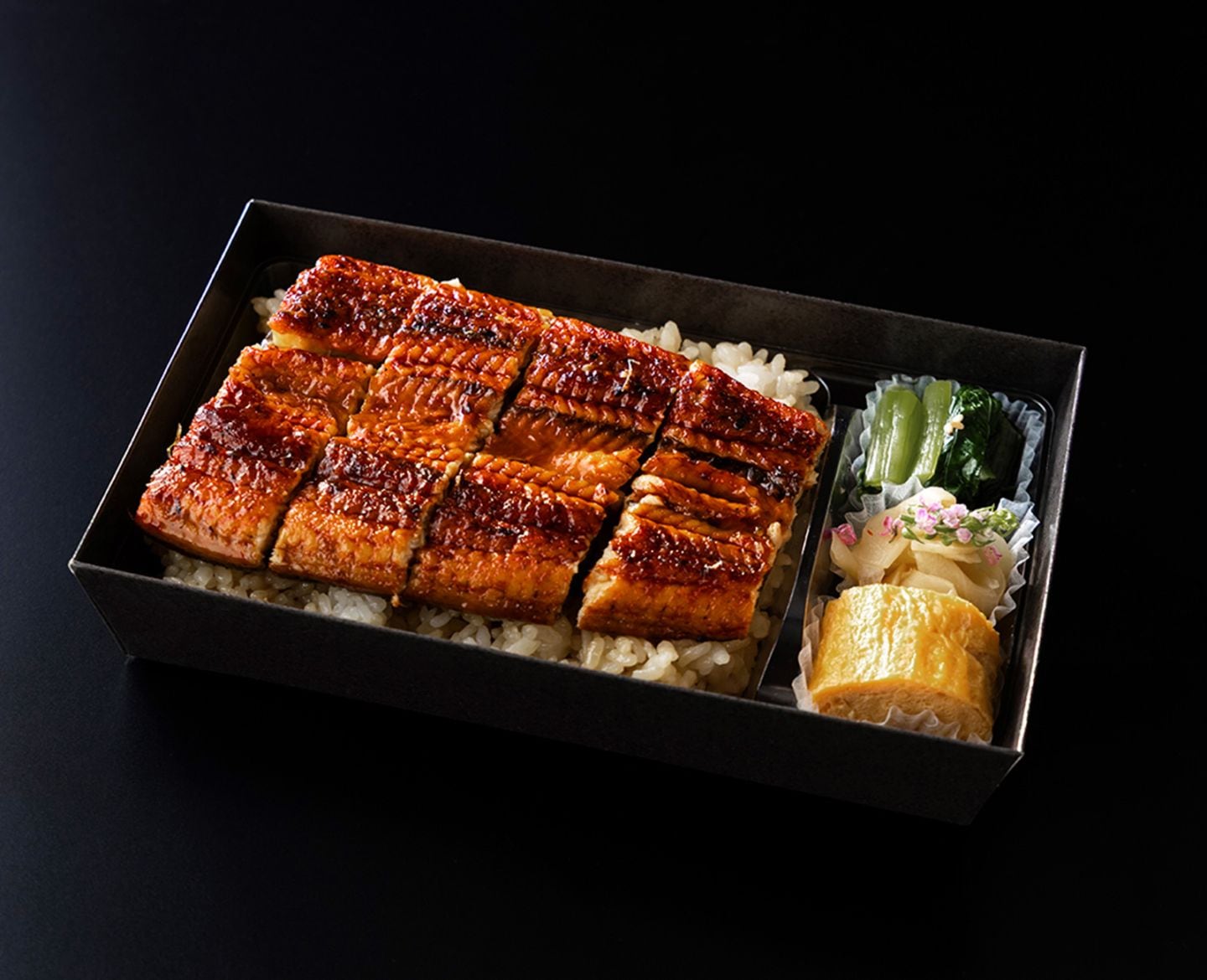 うなぎ弁当　2500円