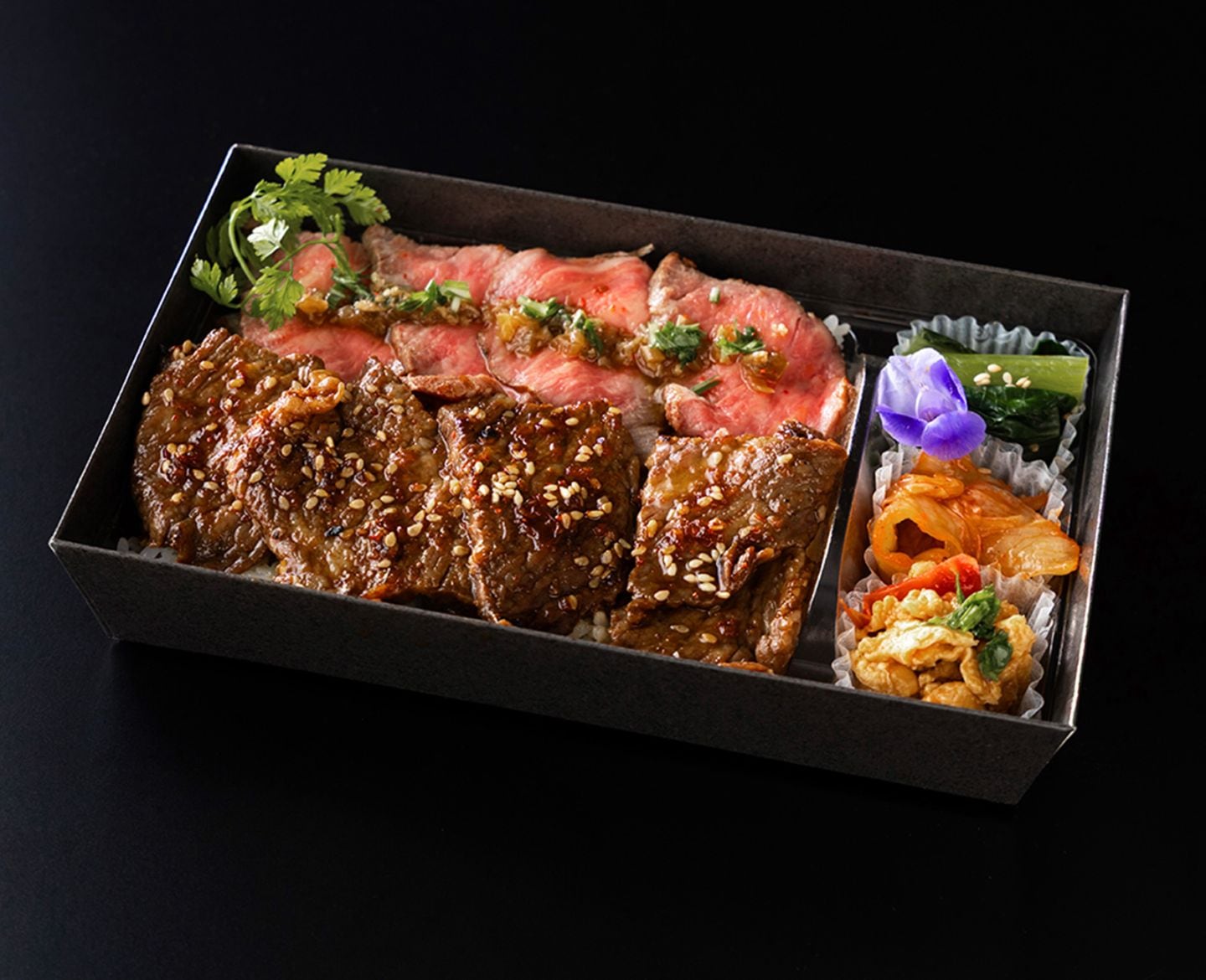 和牛上ロース＆ローストビーフ弁当