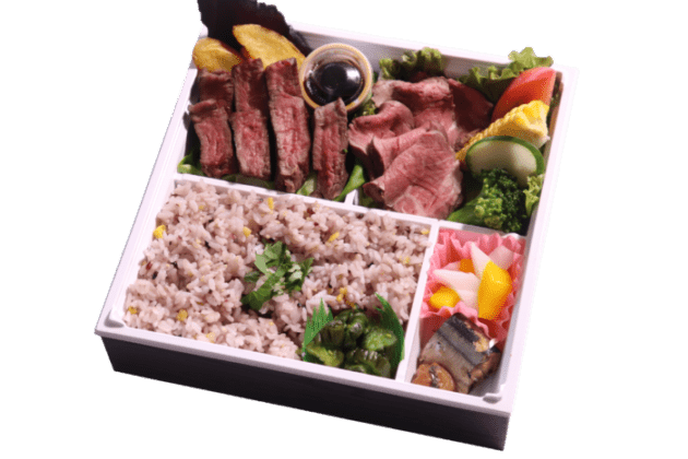 低温調理のローストビーフと牛ヘレステーキ御膳