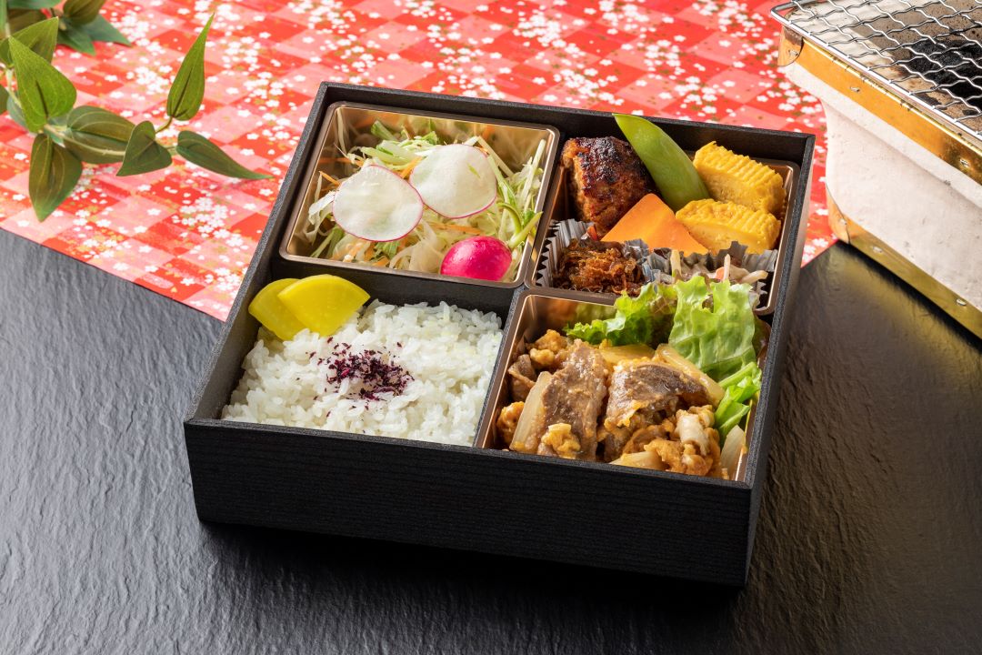 牛カルビすき焼き玉子とじ弁当