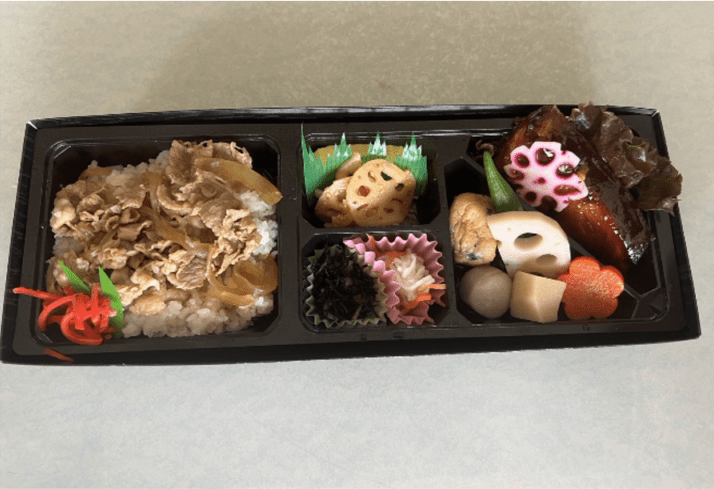 牛飯と鰤の照り焼き御膳