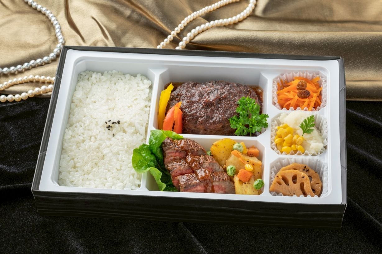 GIGI（ジジ）「近江牛入りハンバーグと和牛ステーキとお手製惣菜」