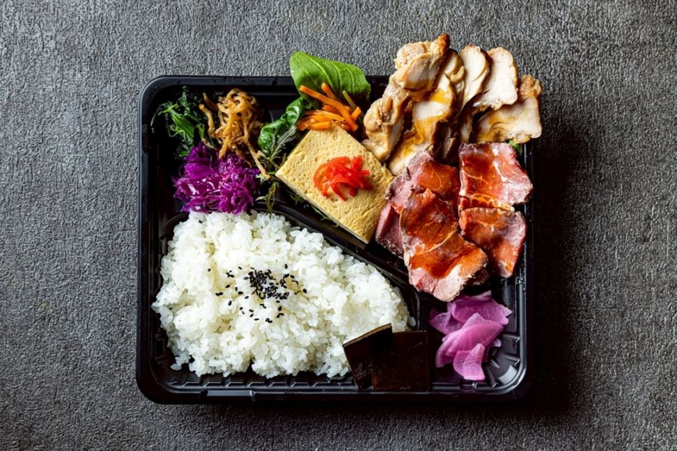 牛ステーキ＆チキンステーキ弁当