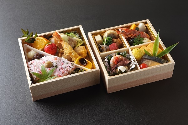 至高重ね 二段弁当
