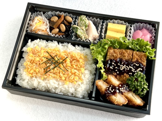 【みそカツ御膳】鮭そぼろ