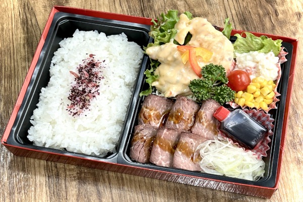 ローストビーフ＆エビマヨ
