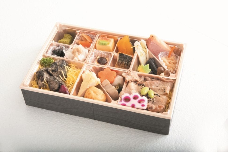 鶏炭火焼きと豚生姜焼き弁当