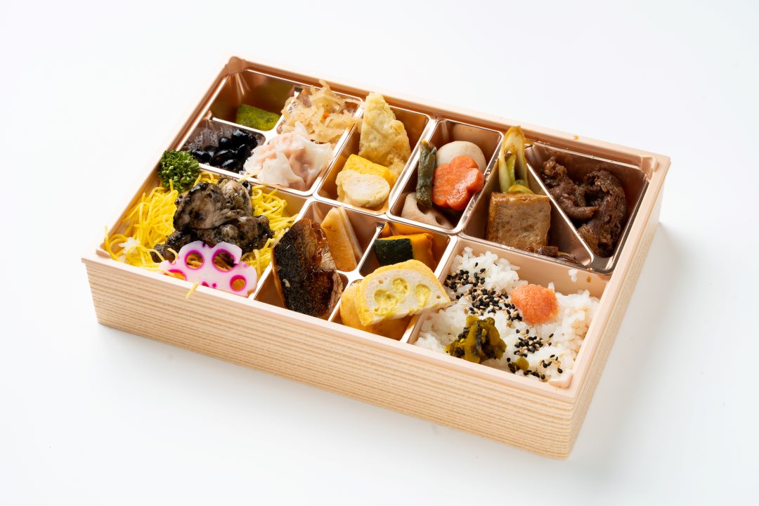 博多・牛すき焼きと鶏炭火焼き