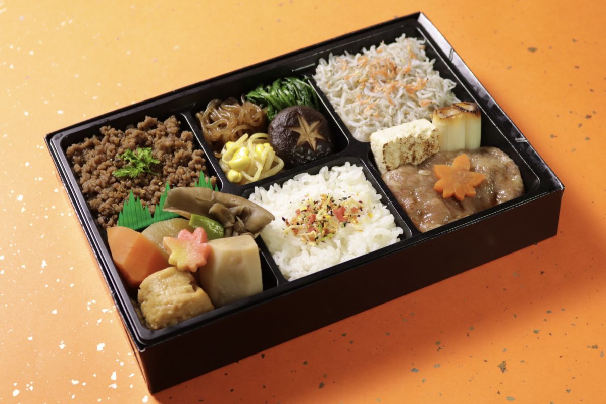 【黒毛和牛】すき焼き幕の内＆海老しらすご飯