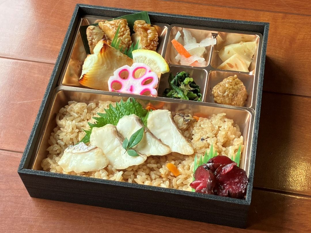 鯛めしの彩り会席弁当