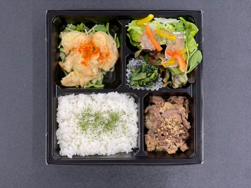 牛焼肉&生ハムサラダ&エビマヨお弁当