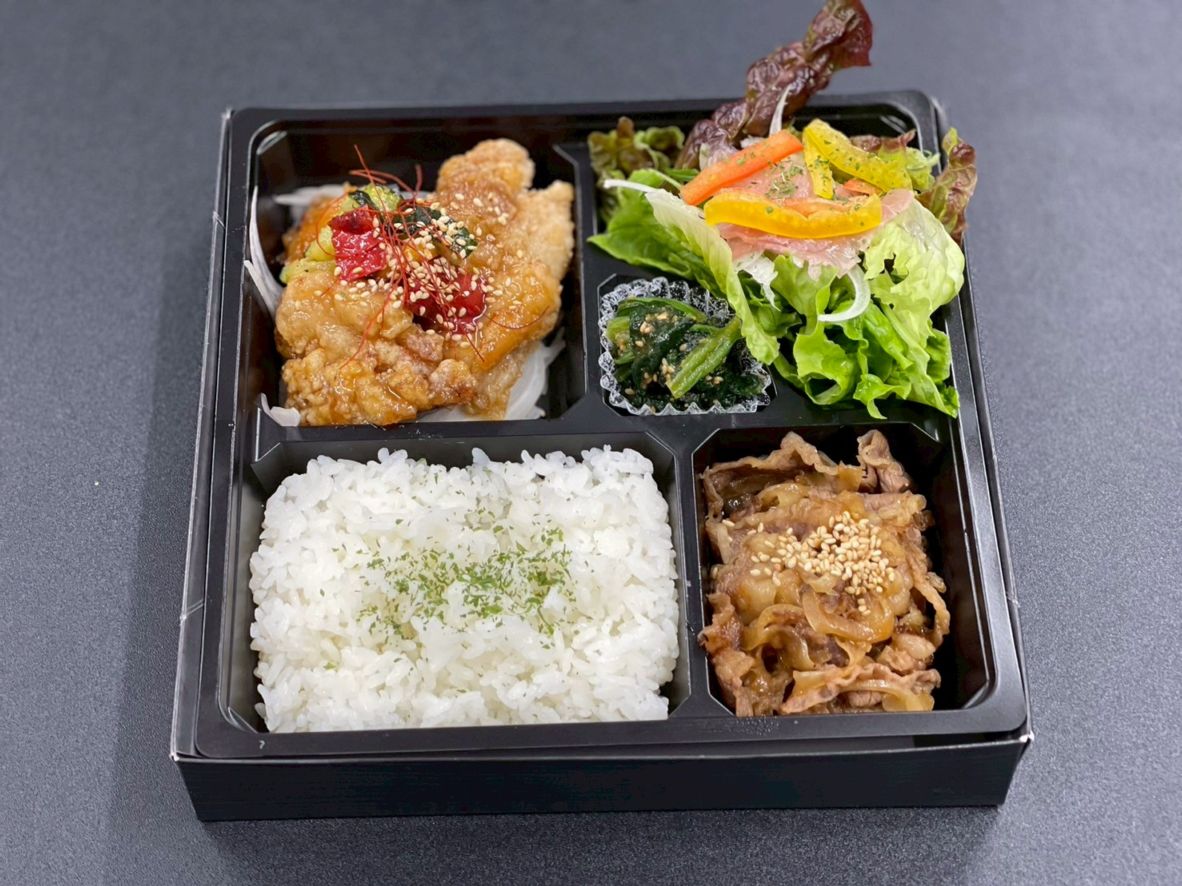 牛焼肉&生ハムサラダ&ユーリンチーお弁当