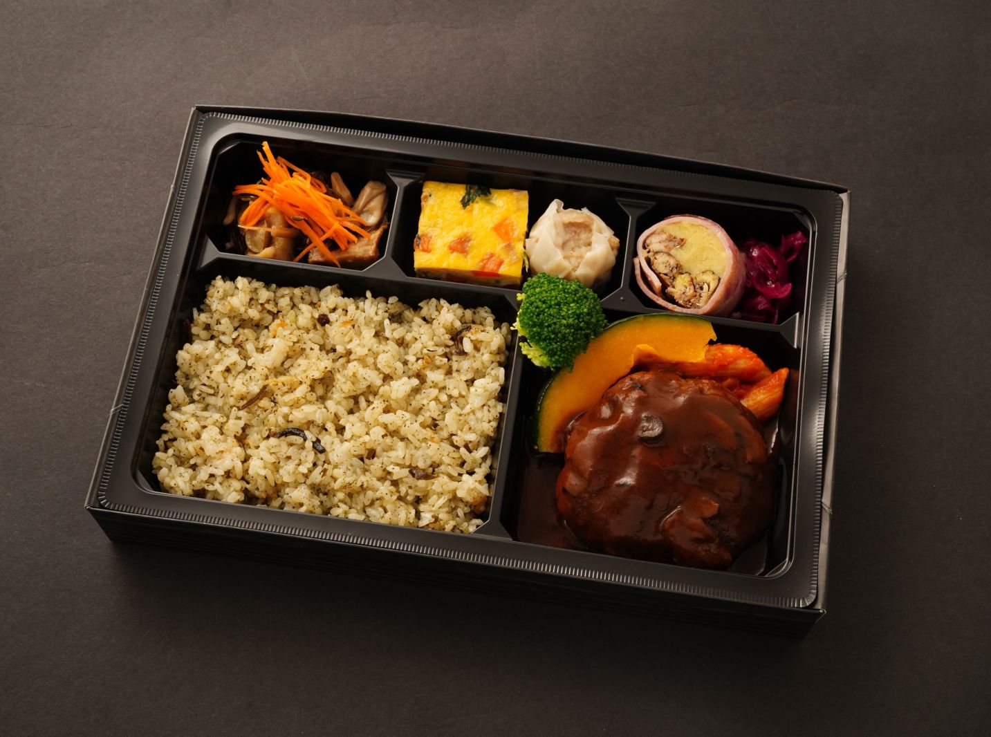 トリュフ香る！キノコソースの煮込みハンバーグ弁当
