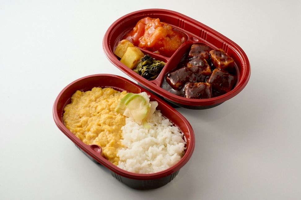 金久右衛門特製～二色中華～エビチリ×麻婆豆腐