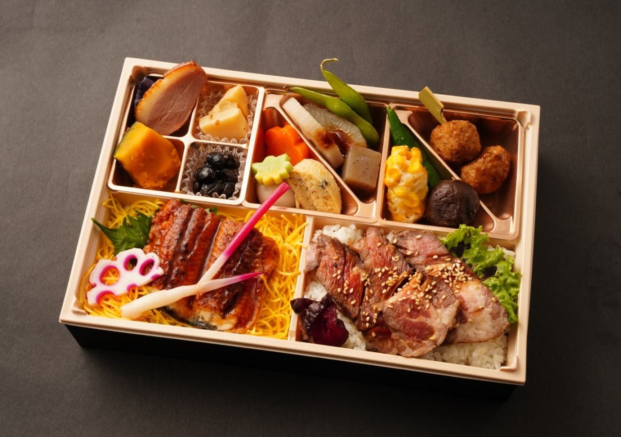 うなぎと牛肩ロース肉のローストビーフ