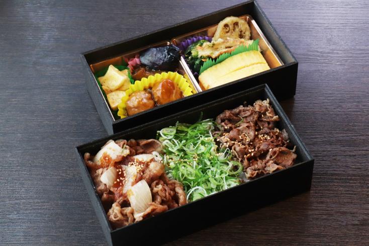 炙り 二色弁当（牛・豚）