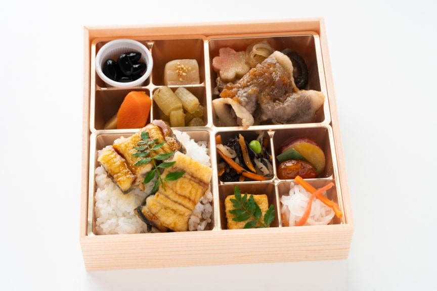 おもてなし和菜膳‐黒毛和牛すき焼きとうなぎ蒲焼き‐