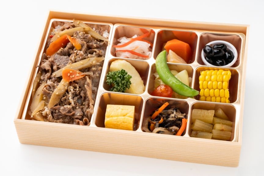 【高級折箱】黒毛和牛の牛ごぼう重　彩り膳