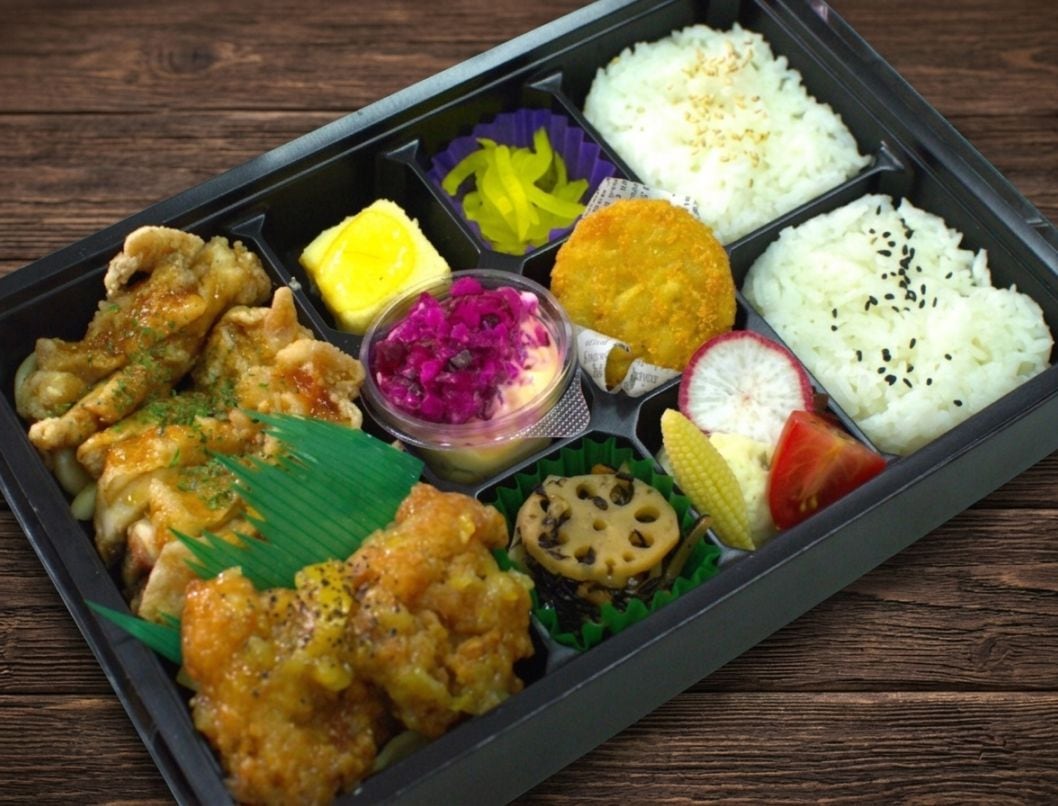 【香味折詰膳】桜姫鶏もも肉の京風しばタルチキン南蛮＆レモンペッパー鶏唐揚げ